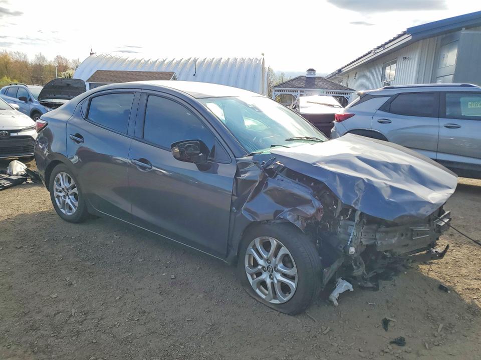 50248016 :رقم المزاد ، 3MYDLBYV2JY319624 vin ، 2018 Toyota Yaris Ia مزاد بيع