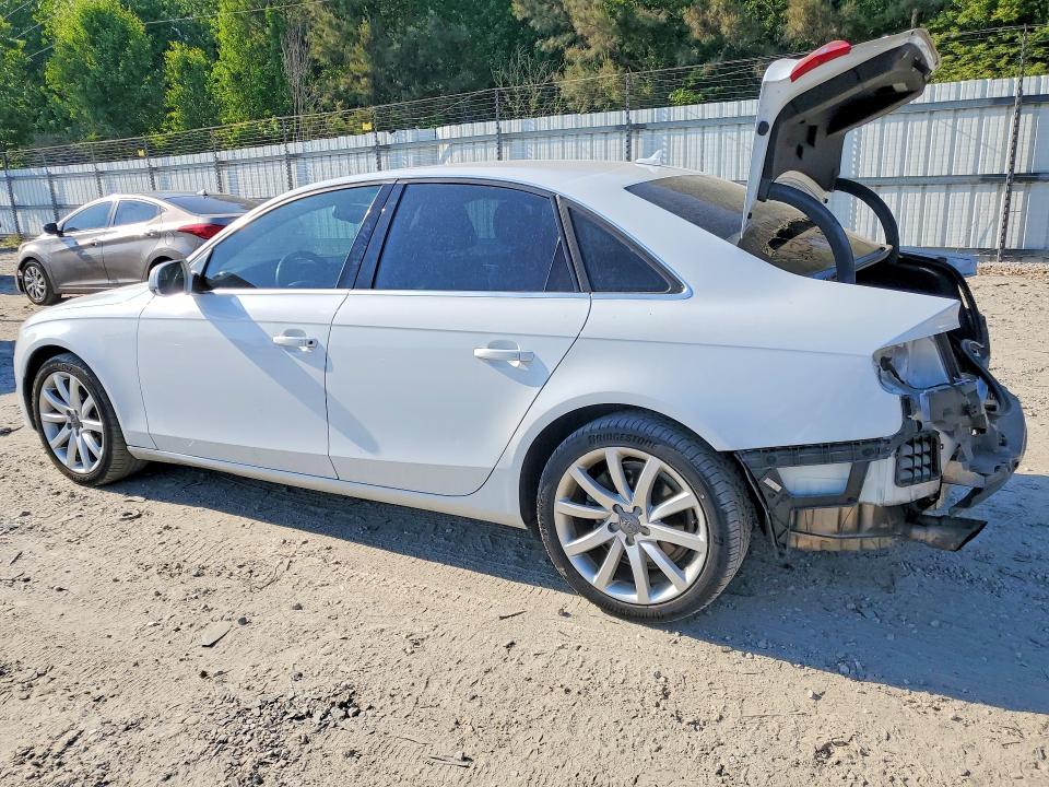 51025546 :رقم المزاد ، WAUEFAFL4DN010158 vin ، 2013 Audi A4 مزاد بيع