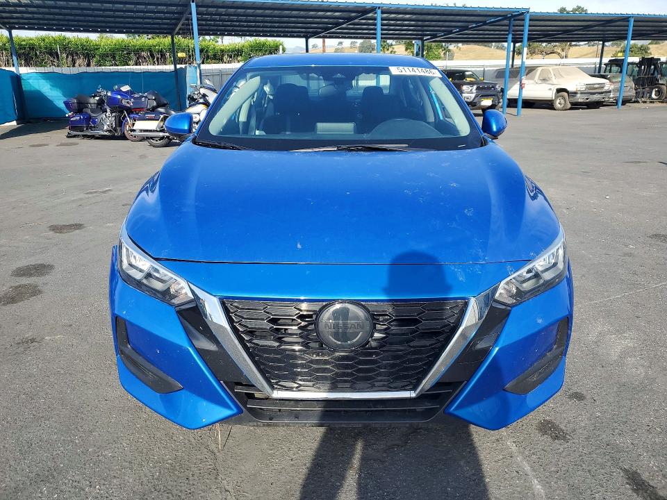 Продажа на аукционе авто 2022 Nissan Sentra, vin: 3N1AB8CV9NY295281, номер лота: 51141486