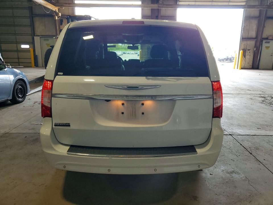 Продажа на аукционе авто 2016 Chrysler Town & Country, vin: 2C4RC1CG0GR189391, номер лота: 51290316