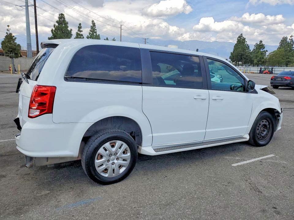 49670926 :رقم المزاد ، 2C4RDGBG1JR303665 vin ، 2018 Dodge Grand Caravan مزاد بيع