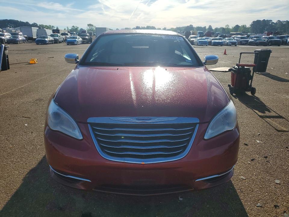 2013 Chrysler 200 მანქანა იყიდება აუქციონზე, vin: 1C3BCBFG4DN551173, აუქციონის ნომერი: 48578216