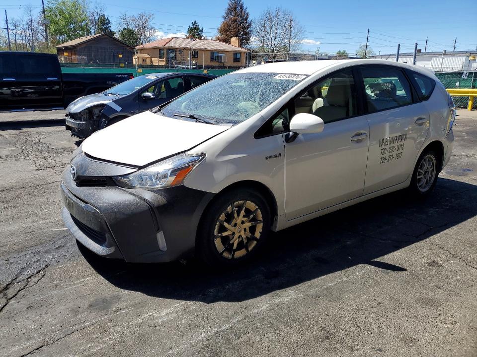 49546336 :رقم المزاد ، JTDZN3EU9FJ018487 vin ، 2015 Toyota Prius V مزاد بيع
