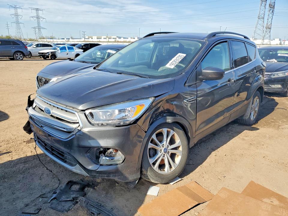 50245836 :رقم المزاد ، 1FMCU0GD5JUC61625 vin ، 2018 Ford Escape مزاد بيع