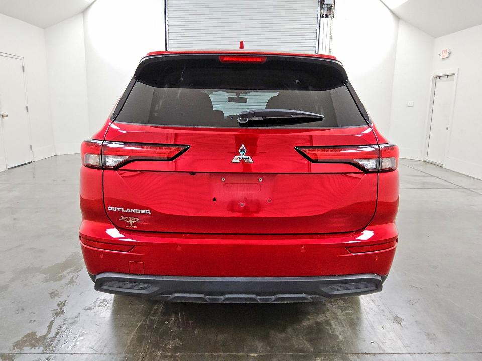 Продажа на аукционе авто 2024 Mitsubishi Outlander, vin: JA4J3UA83RZ014808, номер лота: 49333286