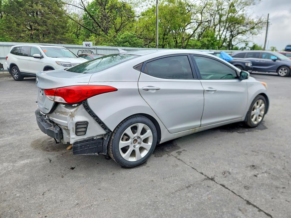51418396 :رقم المزاد ، KMHDH4AE3DU728921 vin ، 2013 Hyundai Elantra مزاد بيع