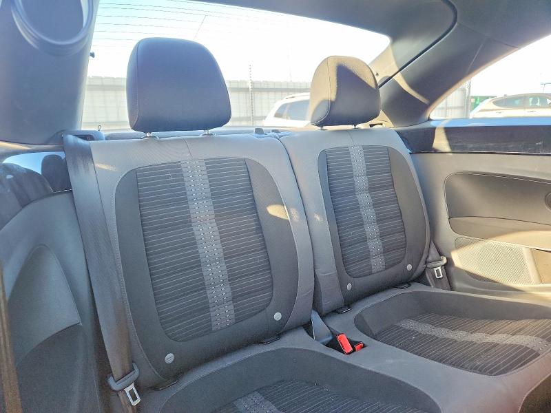 47326516 :رقم المزاد ، 3VW467AT7DM608678 vin ، 2013 Volkswagen Beetle مزاد بيع