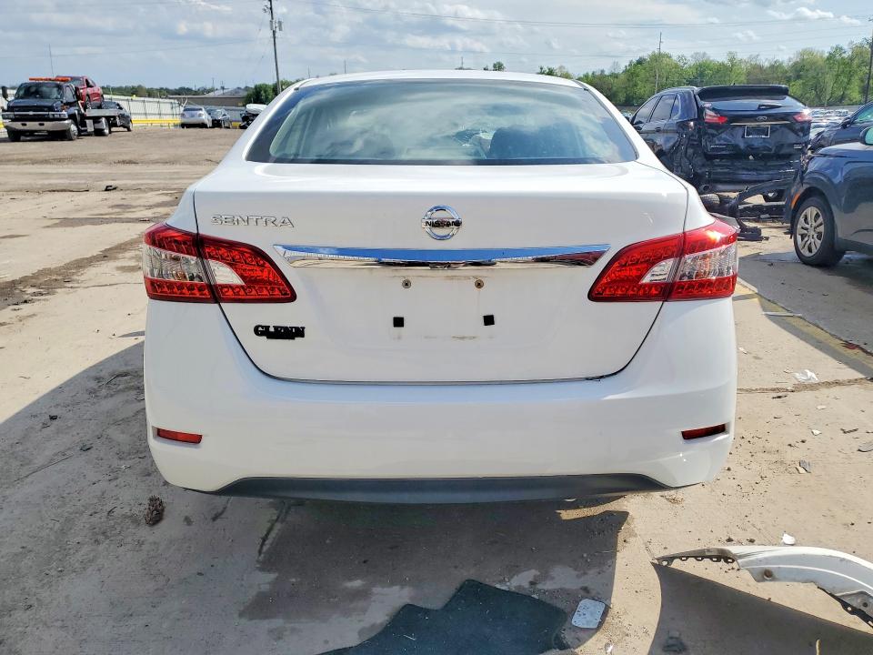 49720546 :رقم المزاد ، 3N1AB7AP6FY377372 vin ، 2015 Nissan Sentra مزاد بيع