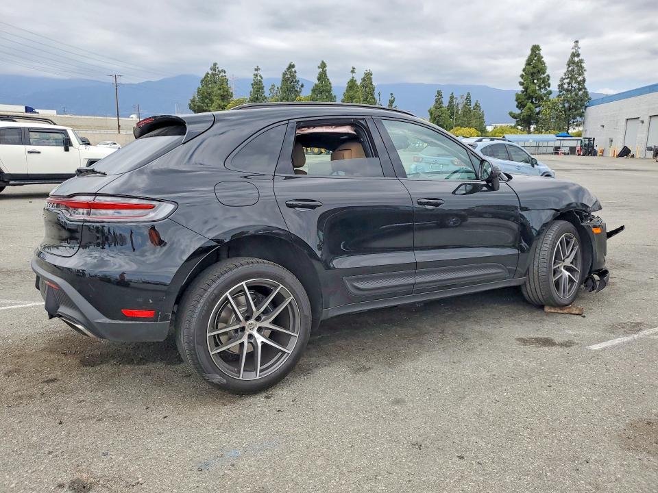 51420006 :رقم المزاد ، WP1AA2A55SLB13188 vin ، 2025 Porsche Macan مزاد بيع