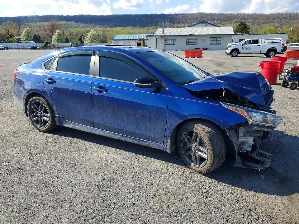 2020 Kia Forte მანქანა იყიდება აუქციონზე, vin: 3KPF34AD5LE243552, აუქციონის ნომერი: 49972046