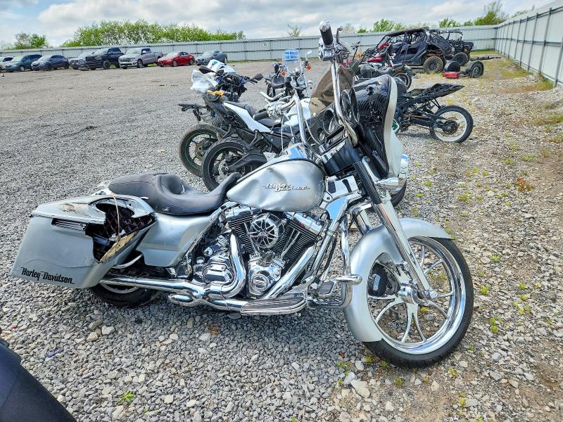 2010 Harley-davidson Flhx მანქანა იყიდება აუქციონზე, vin: 1HD1KB417AB601049, აუქციონის ნომერი: 49709676