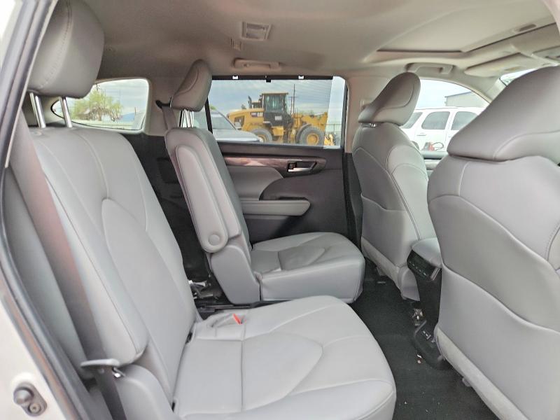 48979816 :رقم المزاد ، 5TDXBRCH6PS574558 vin ، 2023 Toyota Highlander Hybrid مزاد بيع