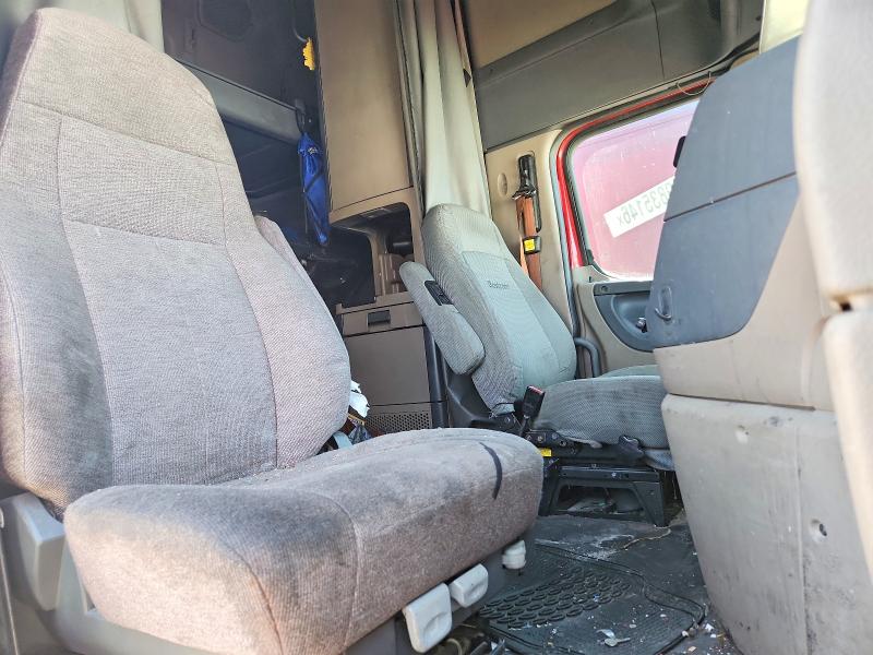 49835146 :رقم المزاد ، 3AKJGLD54GSFP7307 vin ، 2016 Freightliner Cascadia 125 مزاد بيع
