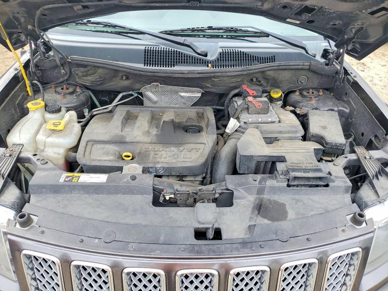 49608026 :رقم المزاد ، 1C4NJDEB0GD724004 vin ، 2016 Jeep Compass مزاد بيع