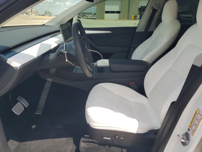 49133746 :رقم المزاد ، 7SAYGDEF3NF539534 vin ، 2022 Tesla Model Y مزاد بيع