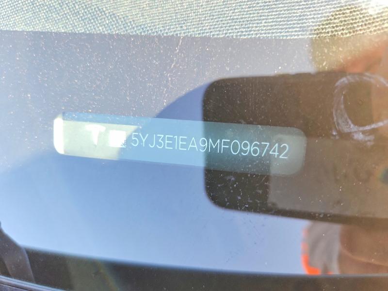 2021 Tesla Model 3 მანქანა იყიდება აუქციონზე, vin: 5YJ3E1EA9MF096742, აუქციონის ნომერი: 51477136