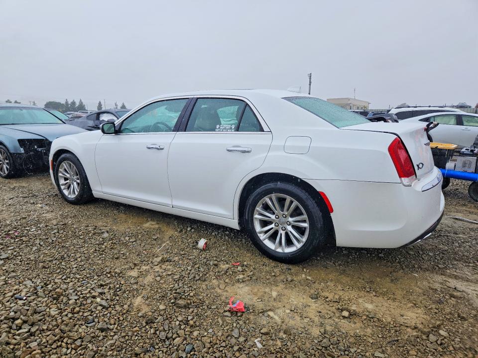 2015 Chrysler 300c მანქანა იყიდება აუქციონზე, vin: 2C3CCAEG0FH815601, აუქციონის ნომერი: 48713446