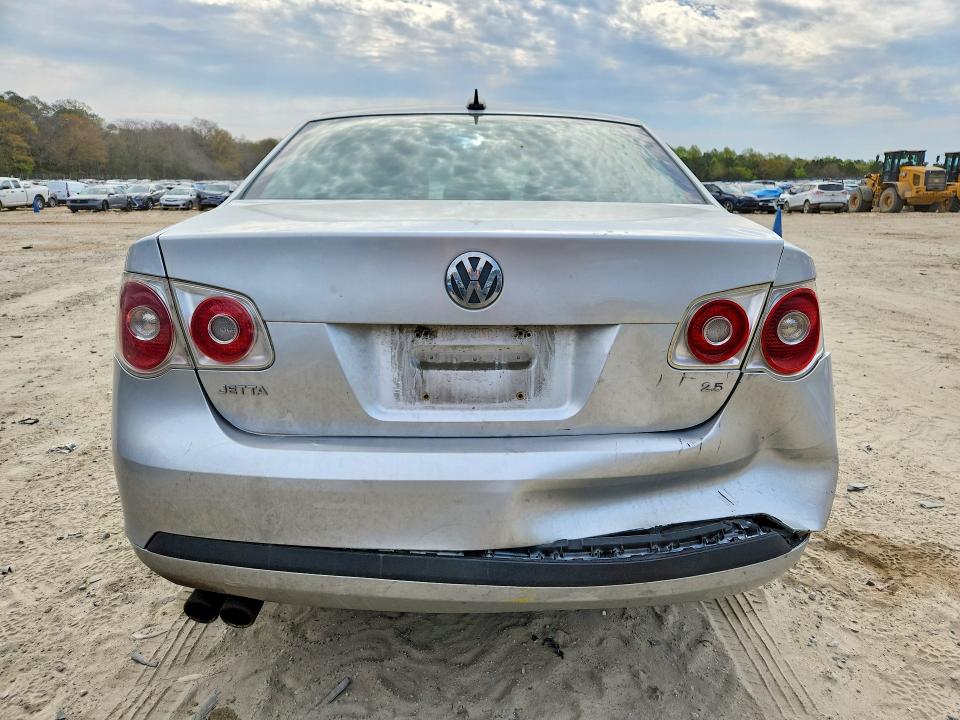 2006 Volkswagen Jetta მანქანა იყიდება აუქციონზე, vin: 3VWRG71K96M837828, აუქციონის ნომერი: 49108926
