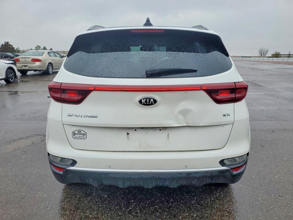 2021 Kia Sportage მანქანა იყიდება აუქციონზე, vin: KNDPNCAC7M7846083, აუქციონის ნომერი: 50763826