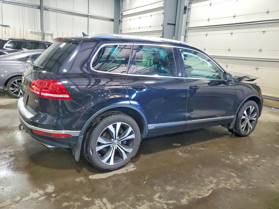 Aukcja sprzedaży 2017 Volkswagen Touareg, vin: WVGRF7BP5HD006143, numer aukcji: 51289086