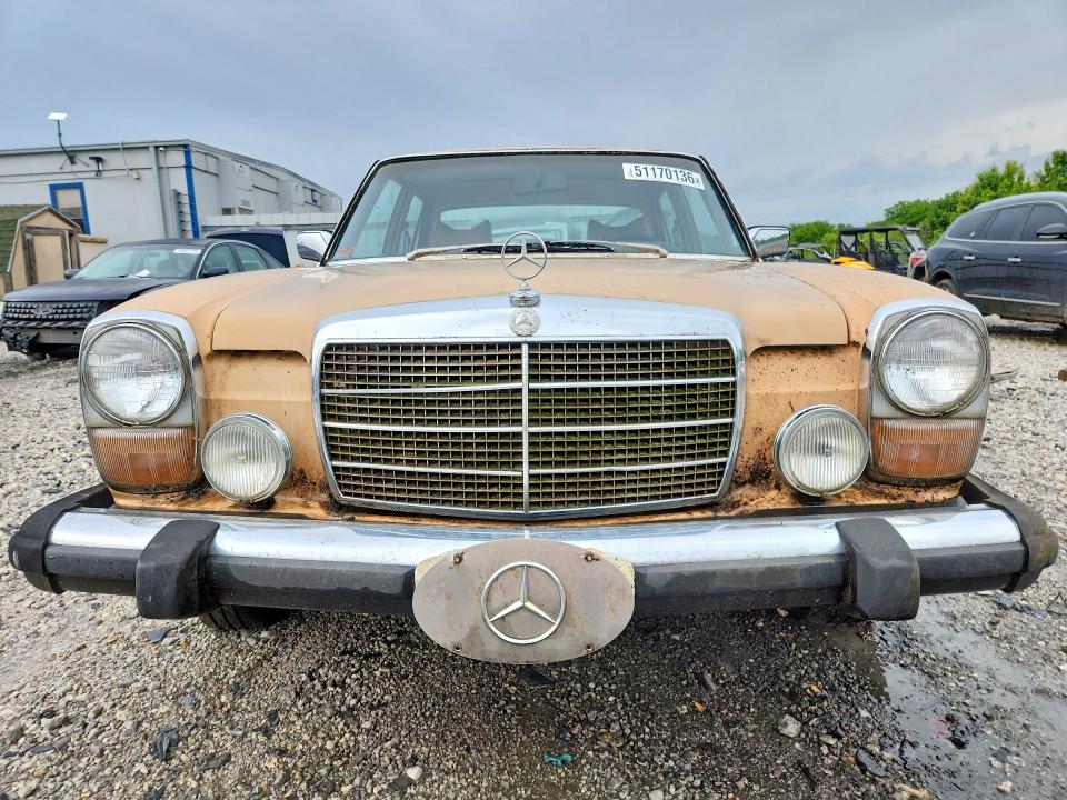 Продаж на аукціоні авто 1976 Mercedes Benz 240, vin: 11511412034327, номер лоту: 51170136