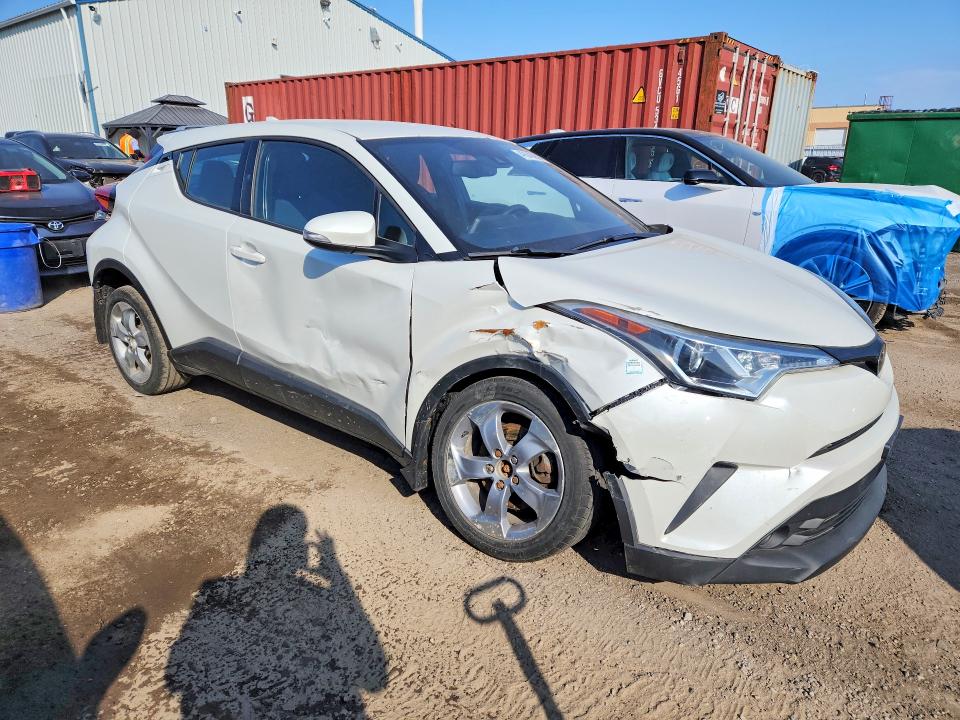 49945856 :رقم المزاد ، NMTKHMBX5JR058752 vin ، 2018 Toyota C-hr مزاد بيع
