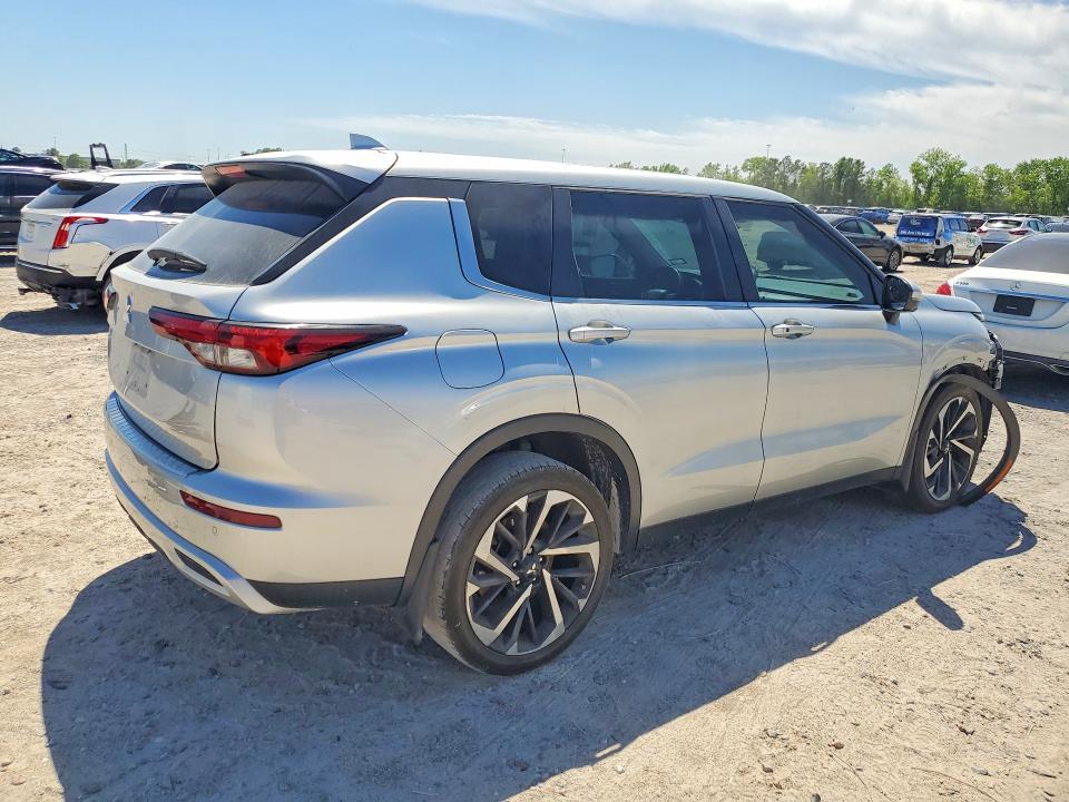 Продаж на аукціоні авто 2022 Mitsubishi Outlander, vin: JA4J3UA83NZ086053, номер лоту: 48199316