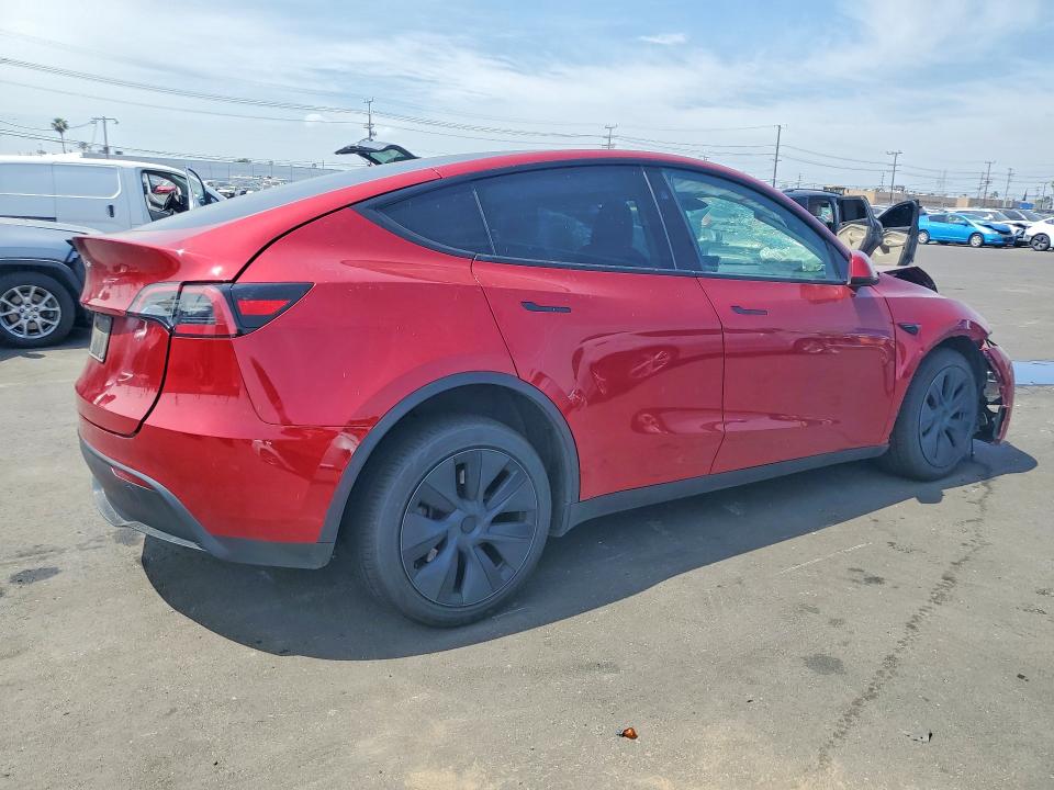 48900536 :رقم المزاد ، 7SAYGDED2RF210957 vin ، 2024 Tesla Model Y مزاد بيع