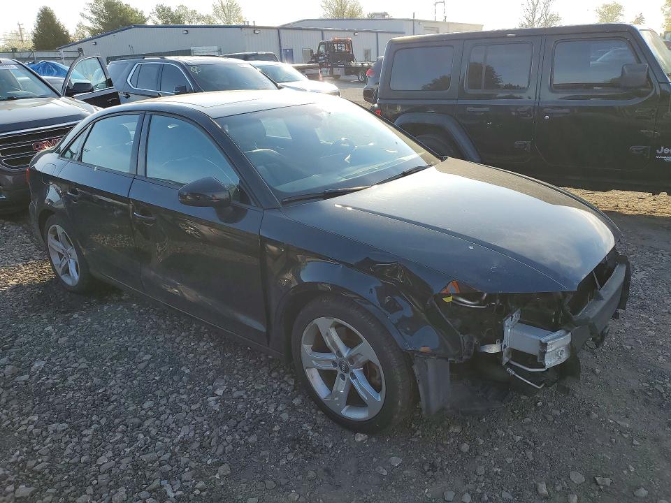 Продаж на аукціоні авто 2017 Audi A3, vin: WAUB8GFF1H1047210, номер лоту: 49302096