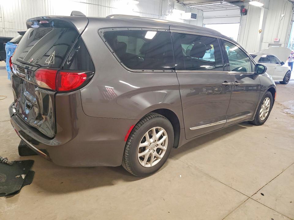 2020 Chrysler Pacifica მანქანა იყიდება აუქციონზე, vin: 2C4RC1BG4LR134714, აუქციონის ნომერი: 48944186