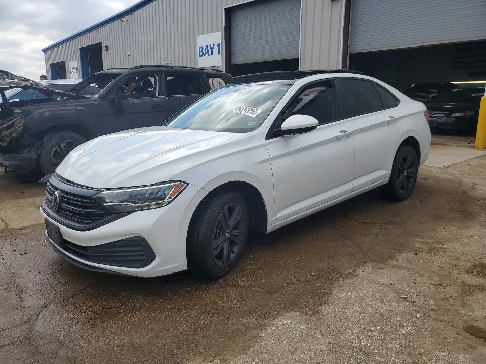50591056 :رقم المزاد ، 3VW7M7BU5NM031659 vin ، 2022 Volkswagen Jetta مزاد بيع