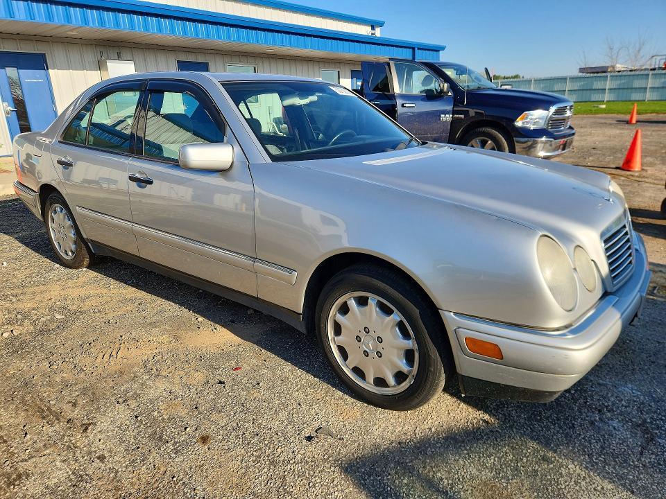 Продажа на аукционе авто 1998 Mercedes-benz E, vin: WDBJF65F7WA528722, номер лота: 50732626