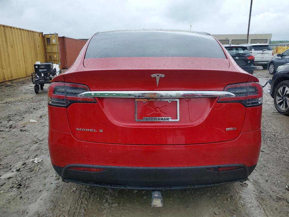 51629556 :رقم المزاد ، 5YJXCBE23GF004759 vin ، 2016 Tesla Model X مزاد بيع