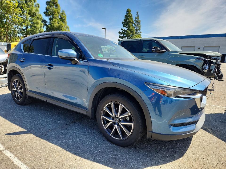 Продажа на аукционе авто 2017 Mazda Cx-5, vin: JM3KFADL6H0146116, номер лота: 51199096