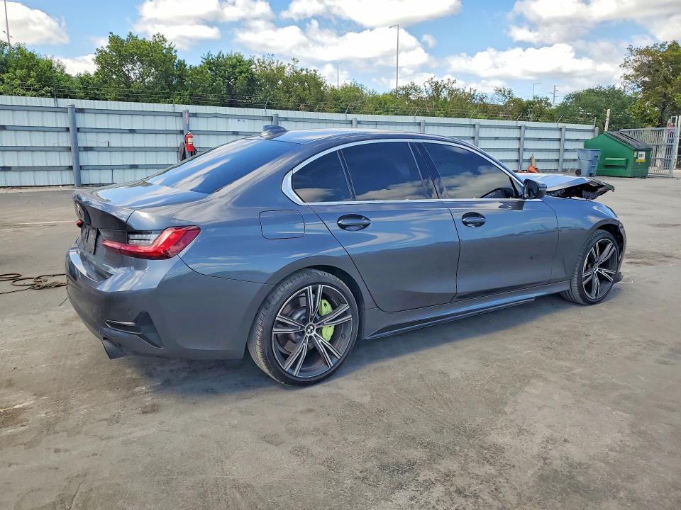 50004196 :رقم المزاد ، 3MW5R1J08N8C32565 vin ، 2022 Bmw 330i مزاد بيع
