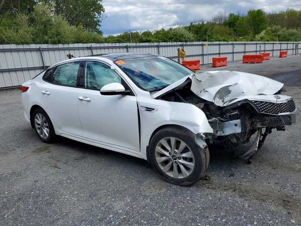 2018 Kia Optima მანქანა იყიდება აუქციონზე, vin: 5XXGU4L36JG206696, აუქციონის ნომერი: 51673776