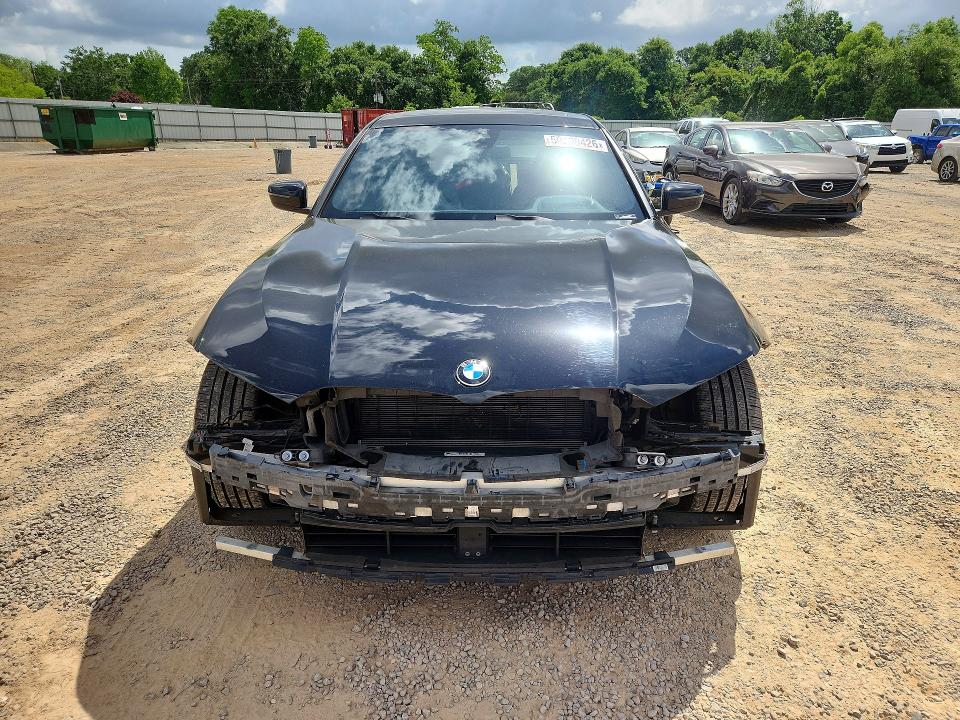 50890426 :رقم المزاد ، WBA5R1C53KFH26816 vin ، 2019 Bmw 330i مزاد بيع