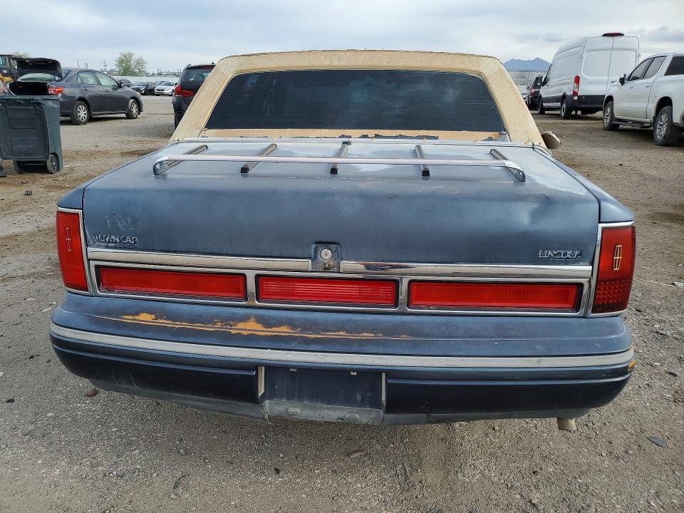 49658266 :رقم المزاد ، 1LNLM81W5VY742868 vin ، 1997 Lincoln Town Car مزاد بيع