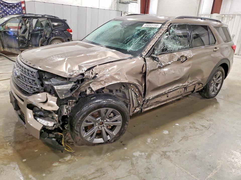 Продажа на аукционе авто 2021 Ford Explorer, vin: 1FMSK8DHXMGA49703, номер лота: 49083156