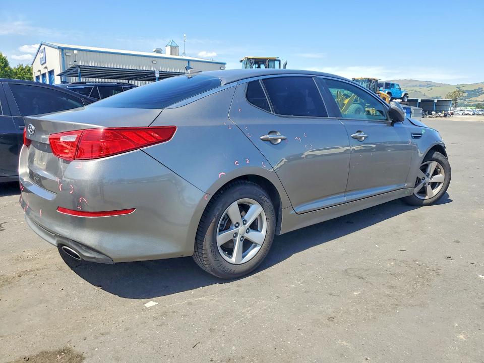 51470006 :رقم المزاد ، 5XXGM4A73FG444390 vin ، 2015 Kia Optima مزاد بيع