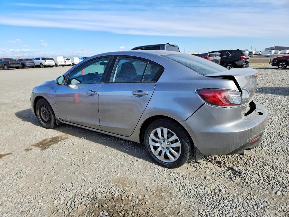 49739816 :رقم المزاد ، JM1BL1UF1B1416141 vin ، 2011 Mazda 3 مزاد بيع