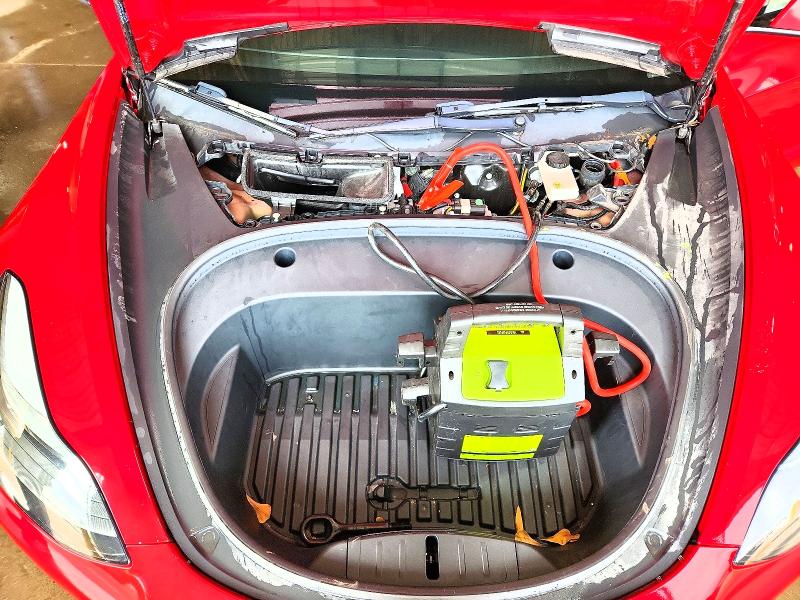 Продажа на аукционе авто 2023 Tesla Model 3, vin: 5YJ3E1EA3PF449982, номер лота: 49647526
