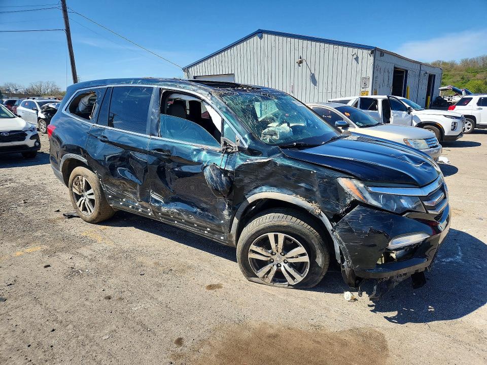 Продаж на аукціоні авто 2018 Honda Pilot, vin: 5FNYF6H54JB059298, номер лоту: 50489846