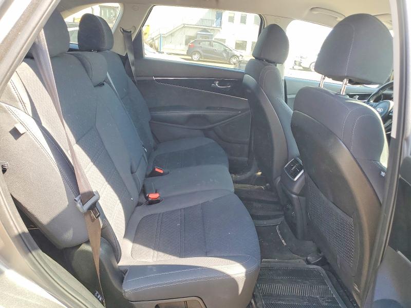Продажа на аукционе авто 2018 Kia Sorento, vin: 5XYPGDA16JG397010, номер лота: 49267556