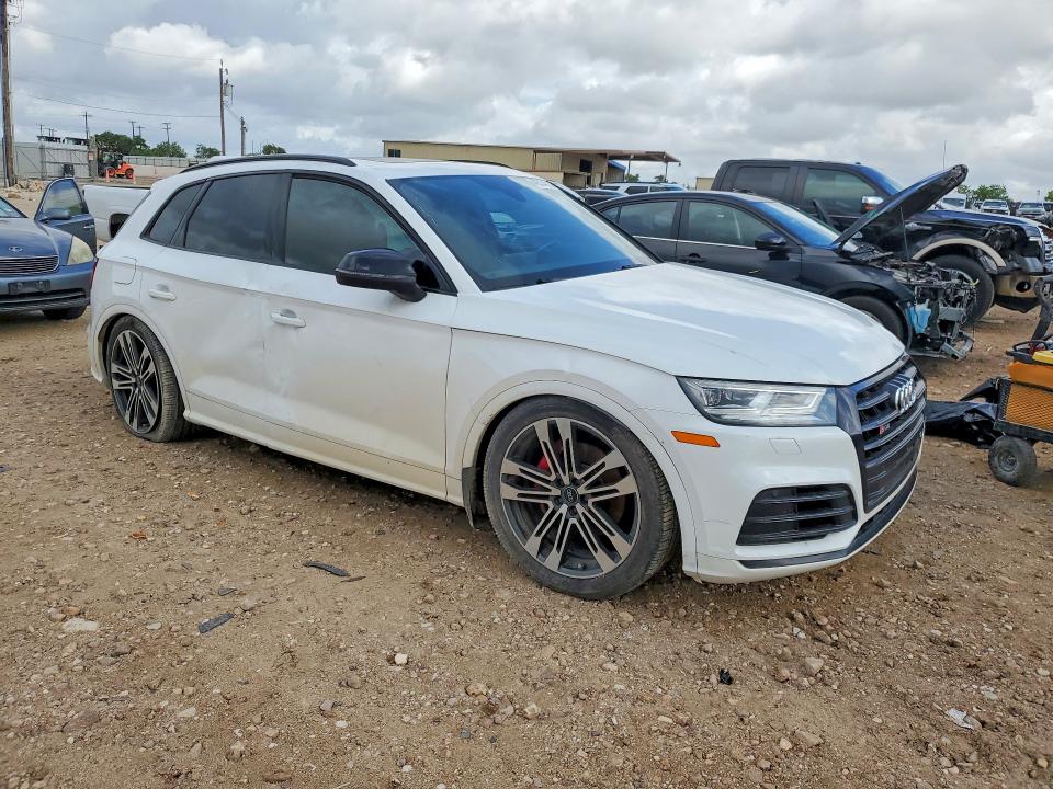 49534816 :رقم المزاد ، WA1B4AFY5K2040396 vin ، 2019 Audi Sq5 مزاد بيع