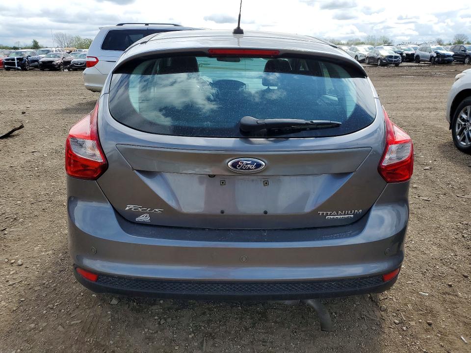 2014 Ford Focus მანქანა იყიდება აუქციონზე, vin: 1FADP3N24EL192964, აუქციონის ნომერი: 51495616