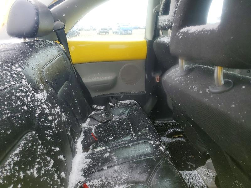 49860926 :رقم المزاد ، 3VWBB21CX2M428128 vin ، 2002 Volkswagen New Beetle مزاد بيع