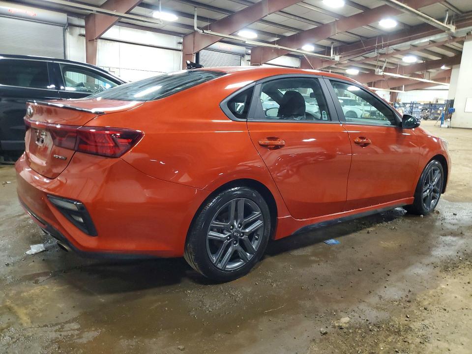 2020 Kia Forte მანქანა იყიდება აუქციონზე, vin: 3KPF34ADXLE220140, აუქციონის ნომერი: 50558926