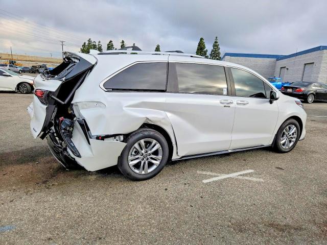 Aukcja sprzedaży 2025 Toyota Sienna, vin: 5TDZSKFC2SS220626, numer aukcji: 49649486