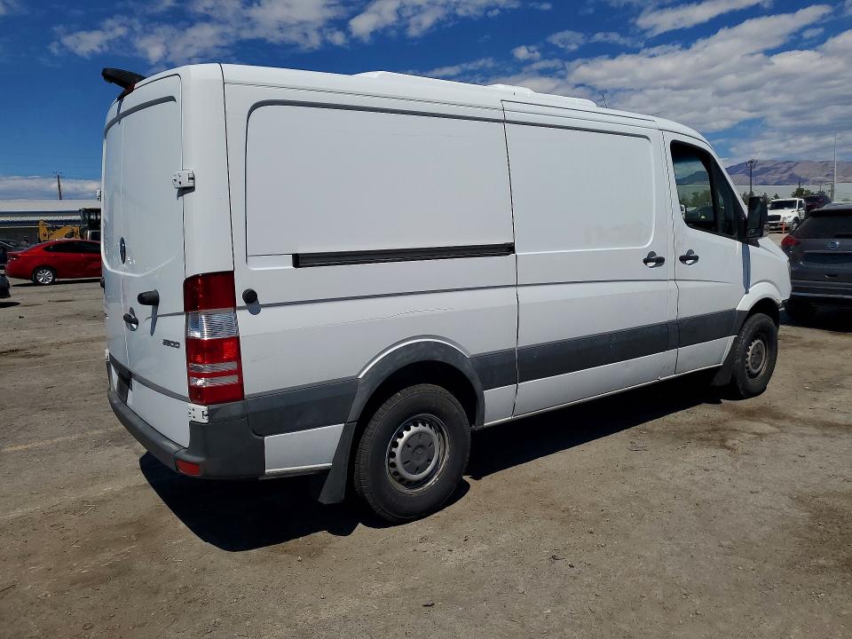 2017 Mercedes-benz Sprinter მანქანა იყიდება აუქციონზე, vin: WD3PE7CD0HP412181, აუქციონის ნომერი: 51691306